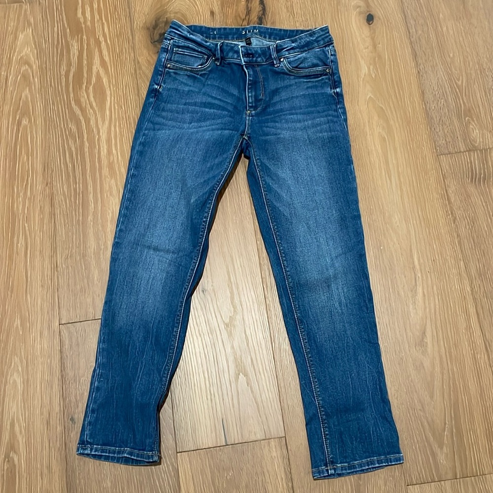 EUC White House, Black market slim crop size 4